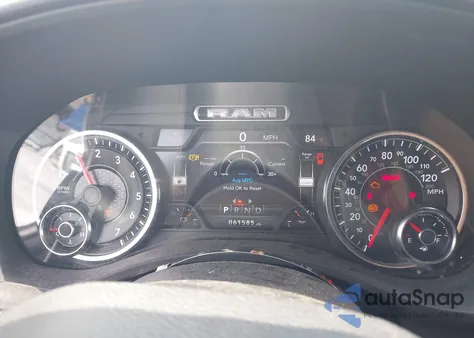 2021 Ram 1500 Big Horn 4X4 5'7 Box from USA, damaged, VIN 1C6SRFFT2MN730270